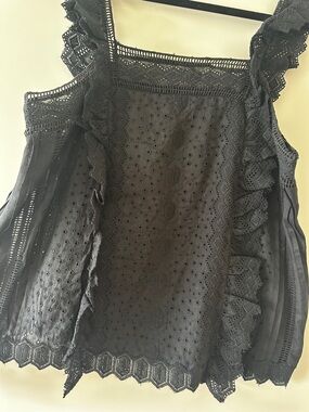 Black Eyelet Lace Trim Sleeveless Top - Frame sz medium